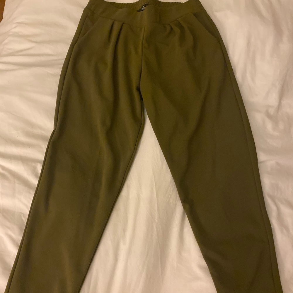 Green ankle dress pants